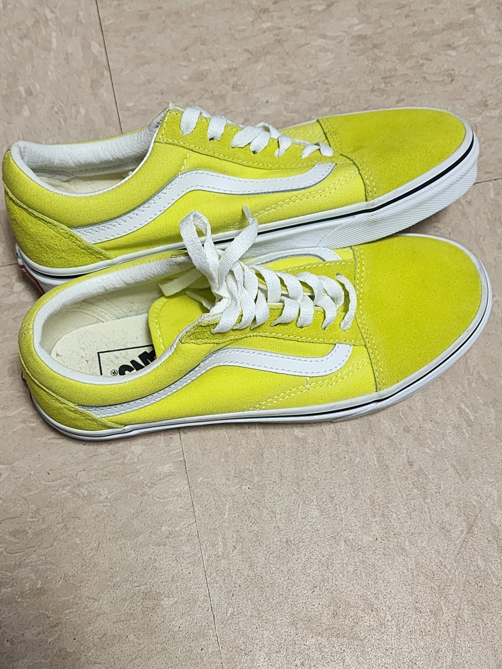 Vans Low Top Lace-Up Sneakers in Neon Yellow
